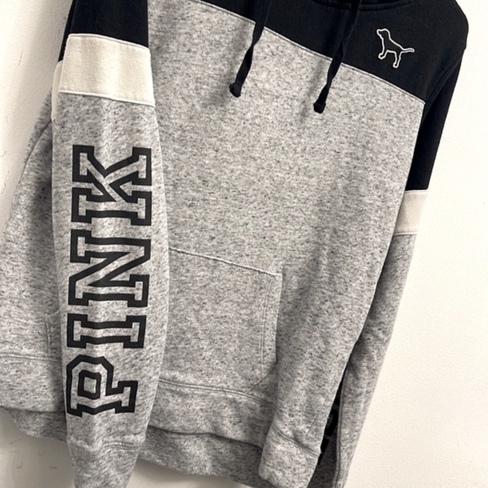 Victoria’s Secret PINK Grey/Black/White Hoodie SIZE XS